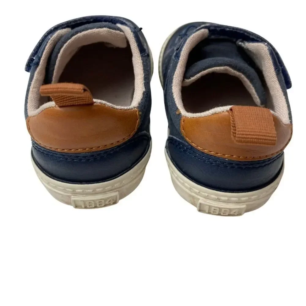 Old Navy Blue Sneakers 5